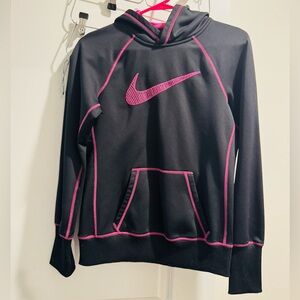 Nike Therma-Fit women's pullover hoodie in black and fuchsia pink- sm